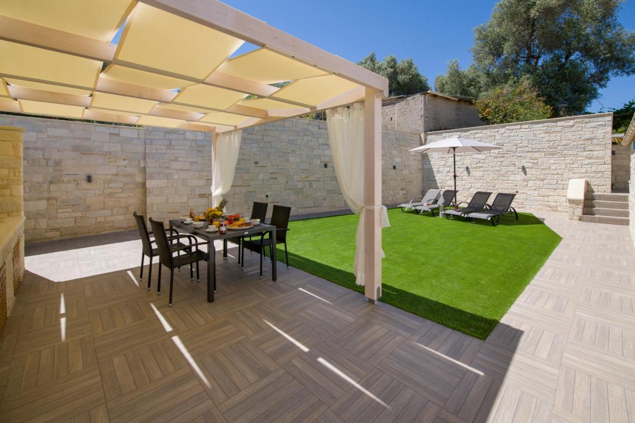 Twin'S Home Luxury Suites Alikianos Exterior foto