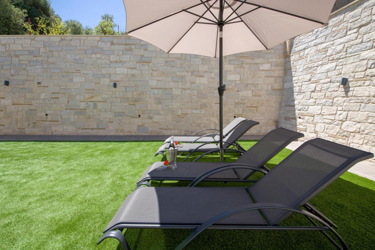 Twin'S Home Luxury Suites Alikianos Exterior foto