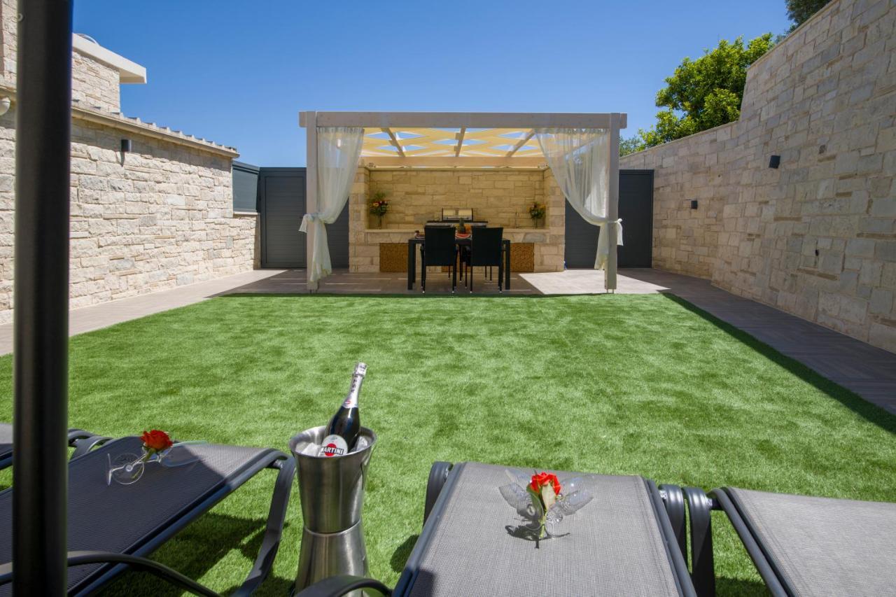 Twin'S Home Luxury Suites Alikianos Exterior foto